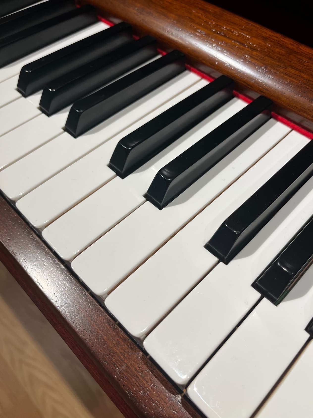 スタインウェイ V 鍵盤